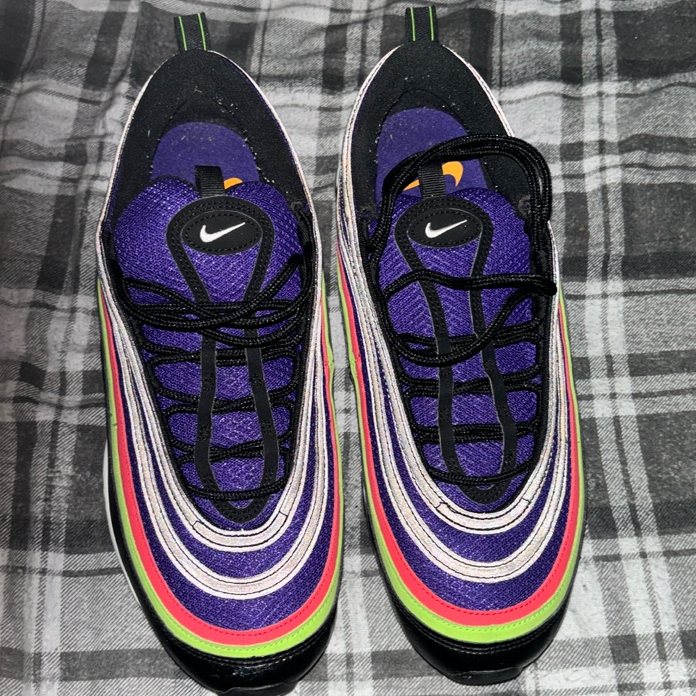 Nike air max shoes